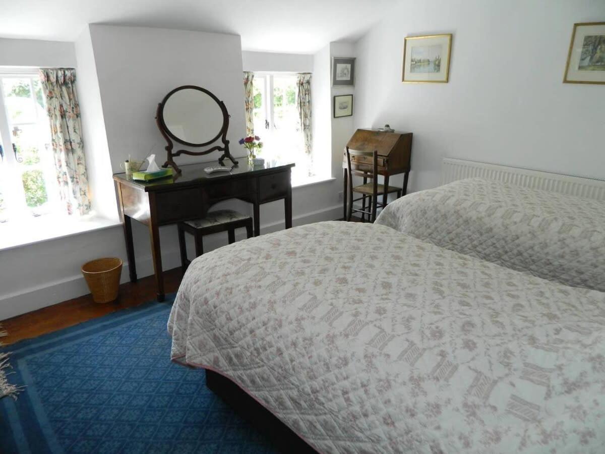 River Cottage A Country Retreat In Wooded Gardens East Stoke  Eksteriør billede